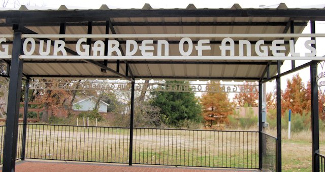 garden-sign